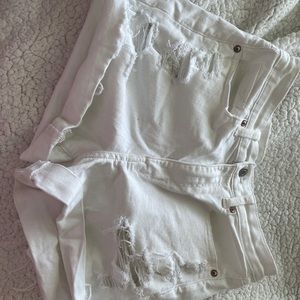 american eagle jean shorts size 6